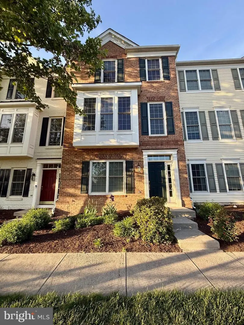 13736 Copper Kettle Pl, Herndon, VA 20171 - #1