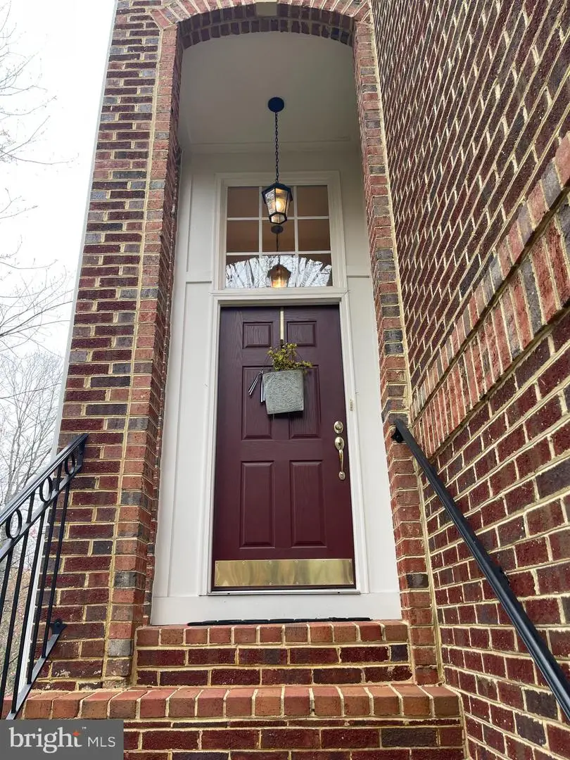 7046 Mundy Point Ct, Fort Belvoir, VA 22060 - #3