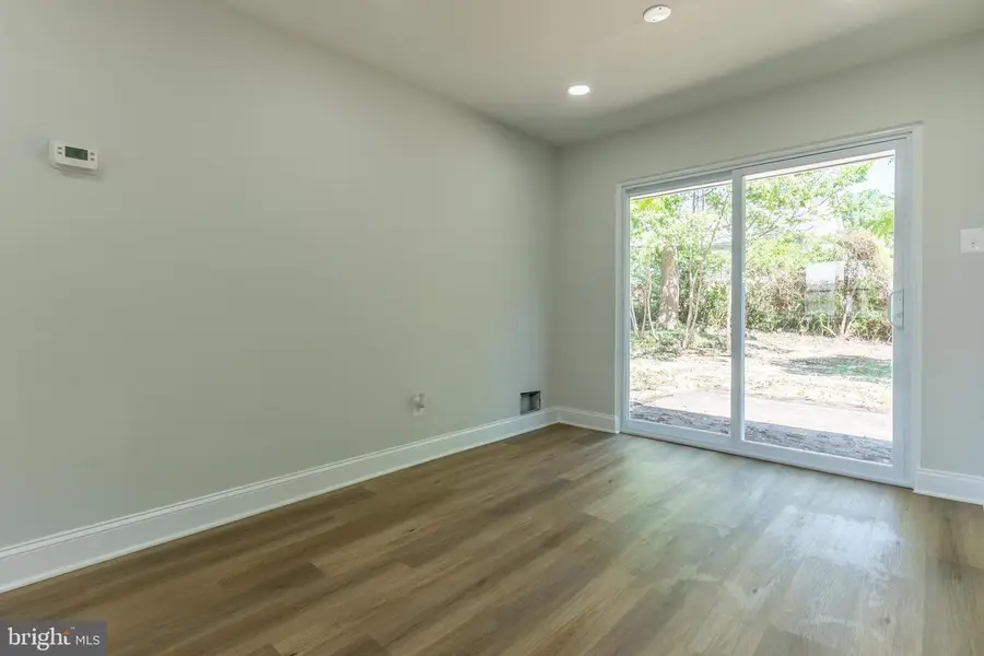 5506 Joplin St, Springfield, VA 22151 - #2