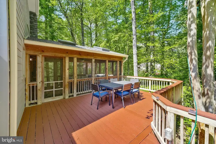 5932 Innisvale Dr, Fairfax Station, VA 22039 - #3