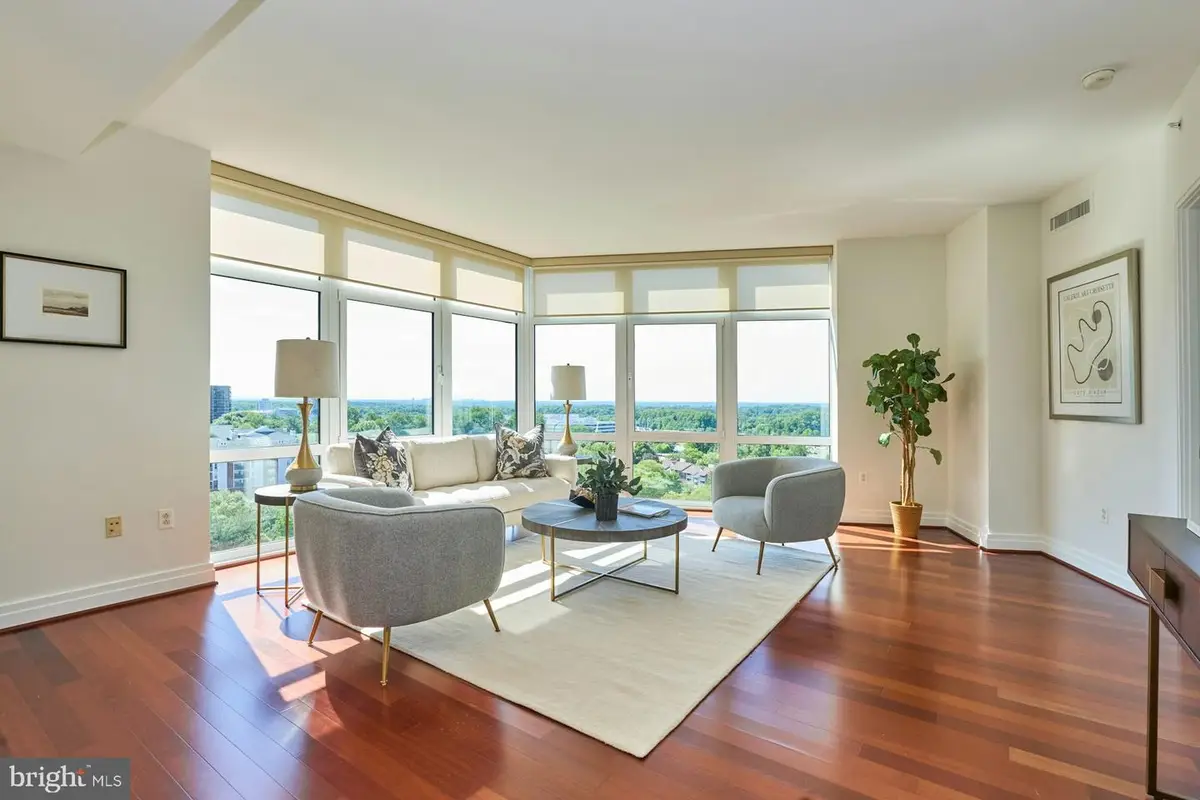 8220 Crestwood Heights Dr #1417, McLean, VA 22102 - #1