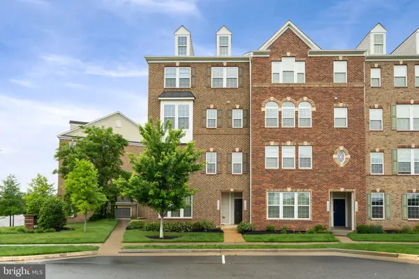 13748 Atlantis St, HERNDON, VA 20171