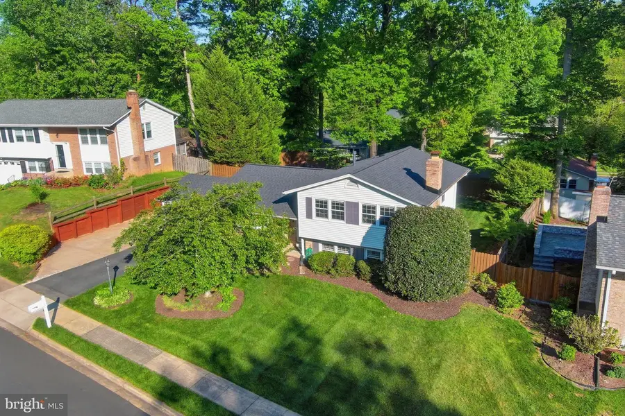 7221 Galgate Dr, Springfield, VA 22153 - #3