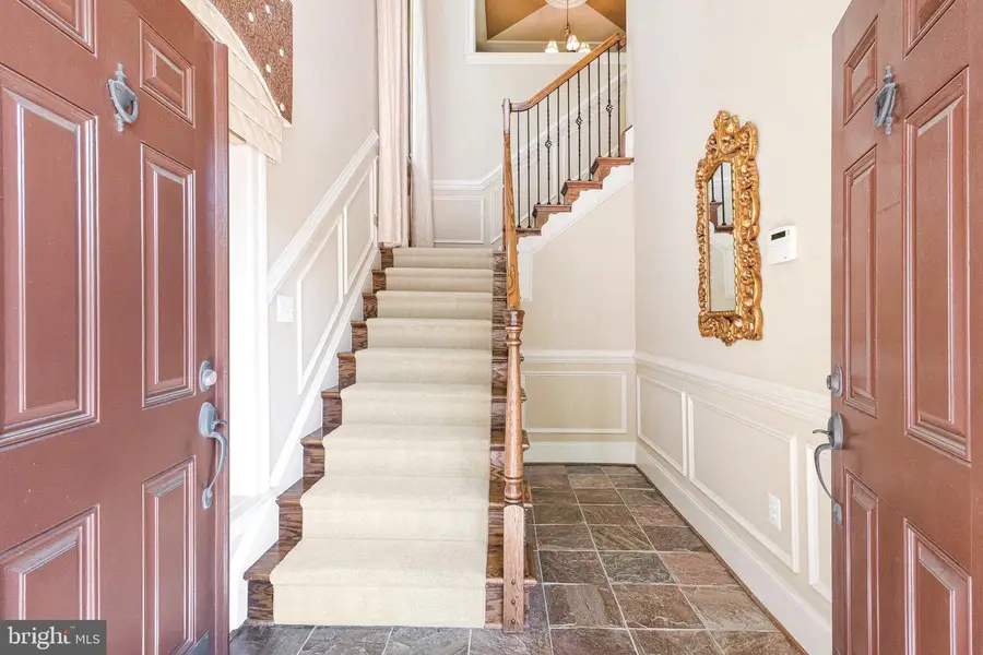 6878 Frase Dr, Falls Church, VA 22043 - #3