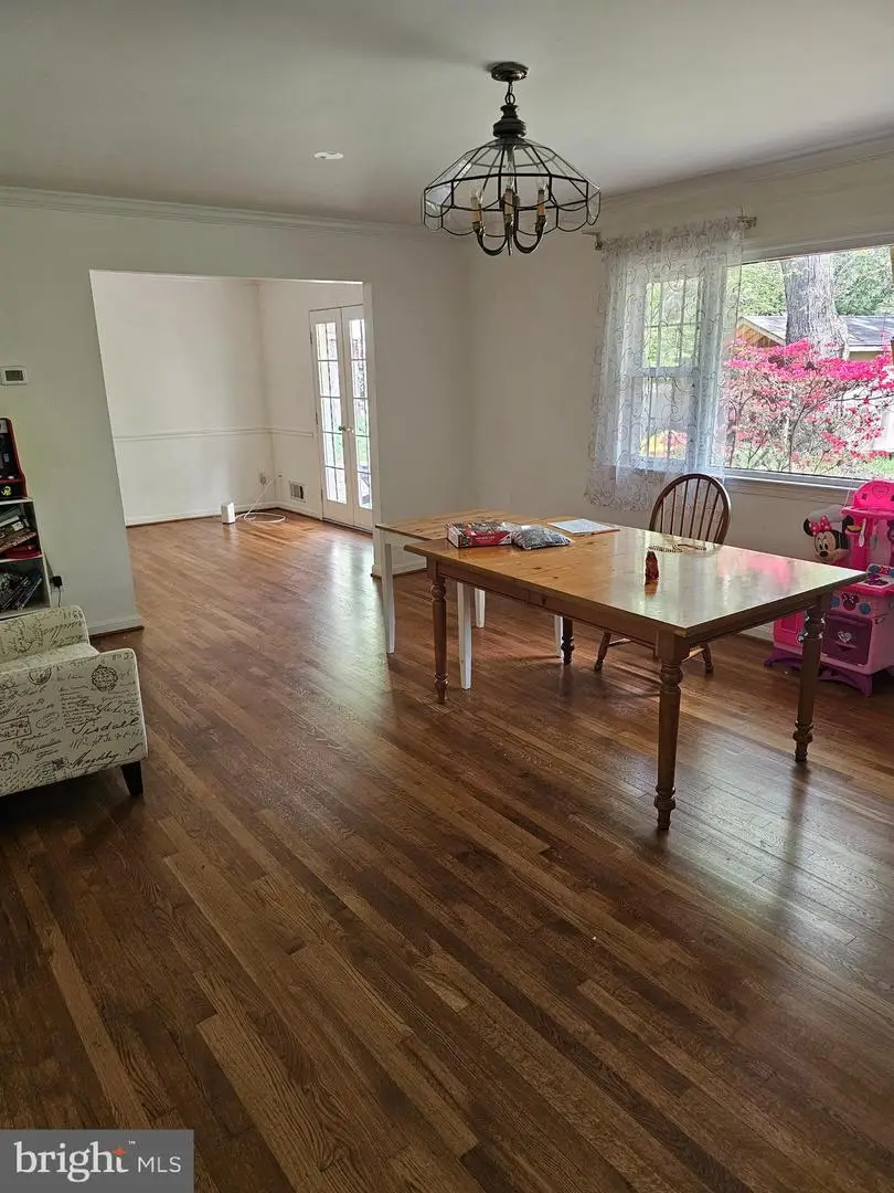 3059 Fox Mill Rd, Oakton, VA 22124 - #3