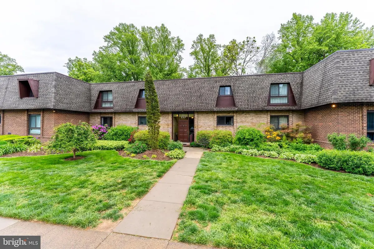 11619 Vantage Hill Rd #2a, Reston, VA 20190 - #1