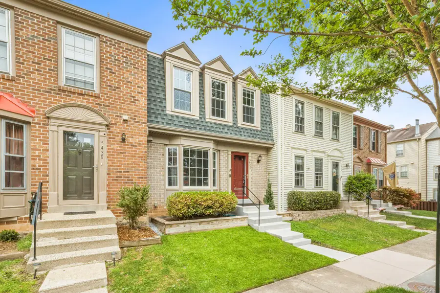 5428 New London Park Dr, Fairfax, VA 22032 - #3