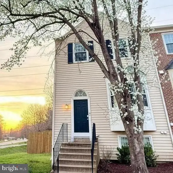 12346 Field Lark Ct, Fairfax, VA 22033 - #1