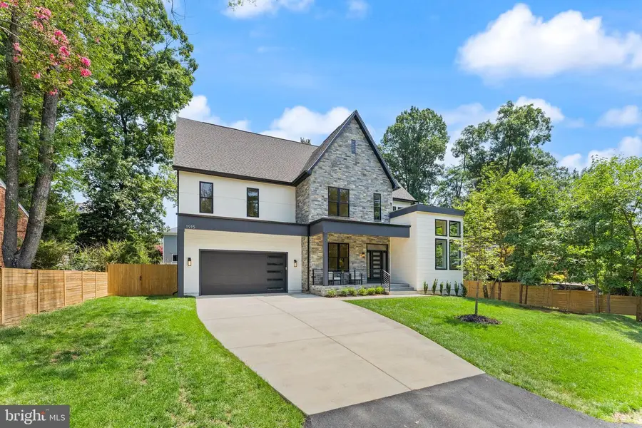 1915 Great Falls St, McLean, VA 22101 - #3