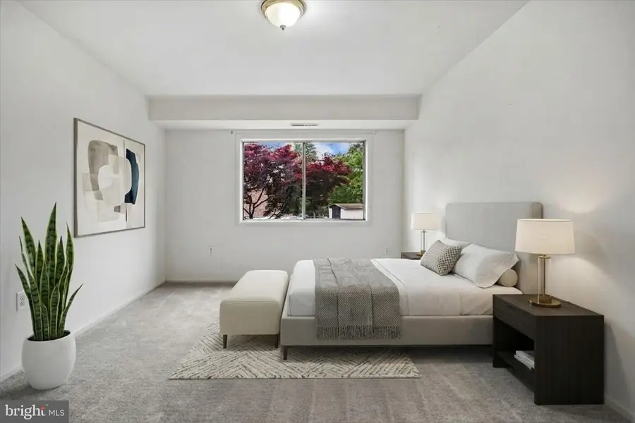 204 Park Terrace Ct Se #25, Vienna, VA 22180 - #3