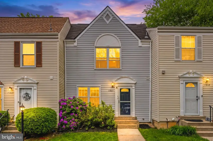 13847 Fount Beattie Ct, Centreville, VA 20121 - #2