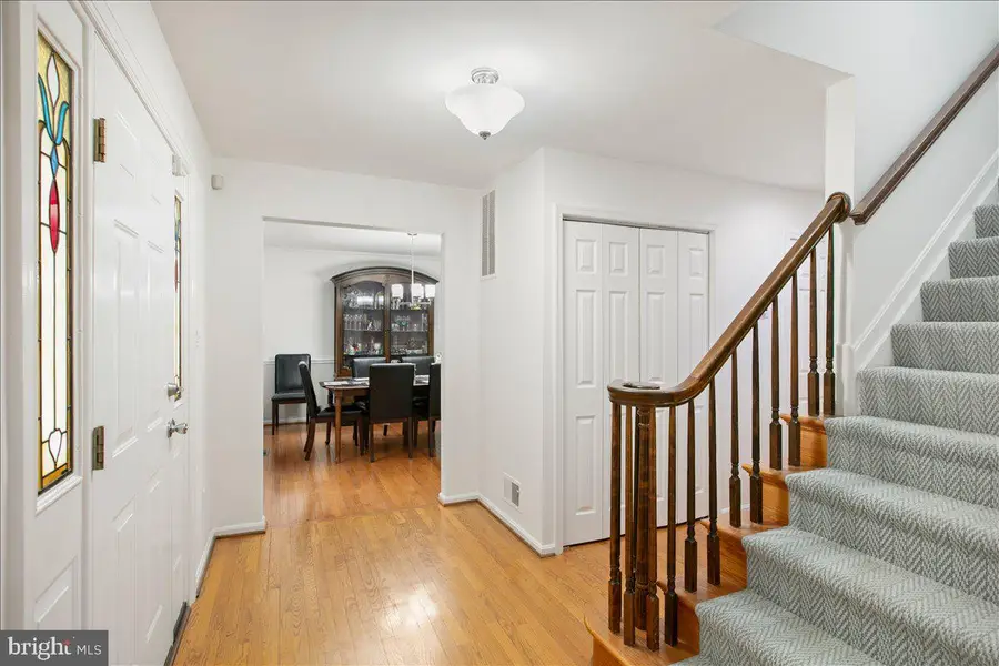 10741 Midsummer Dr, Reston, VA 20191 - #3