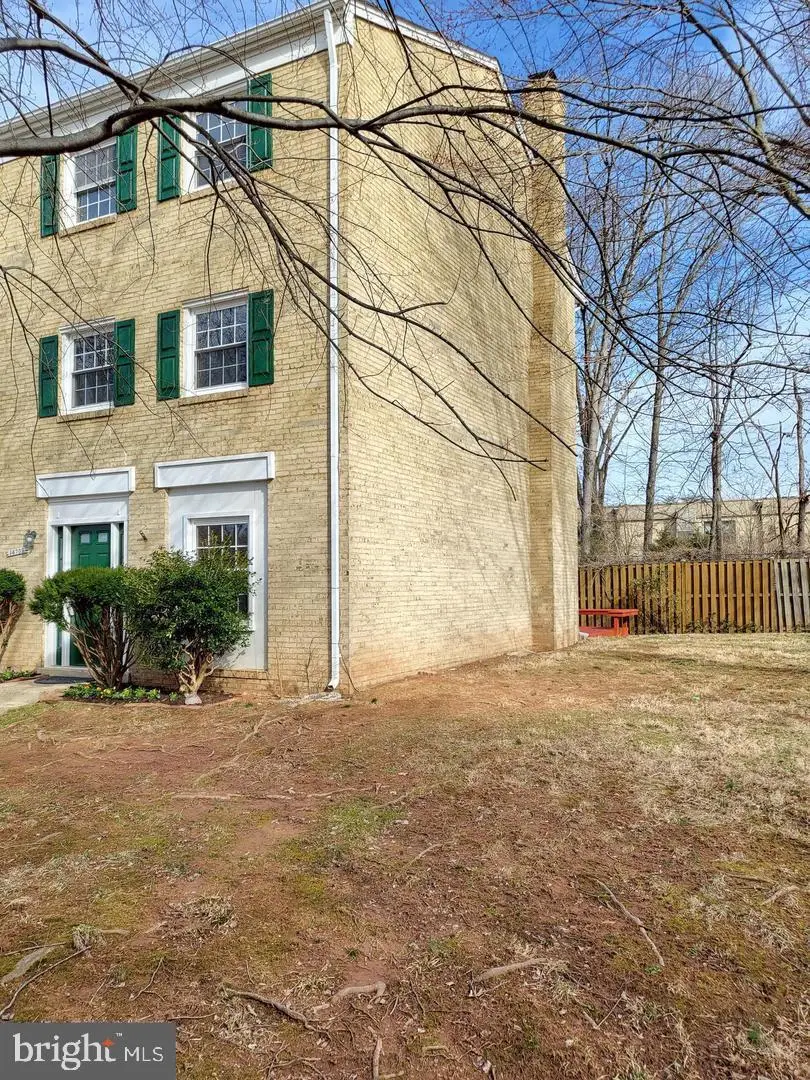 14709 Bentley Sq, Centreville, VA 20120 - #1