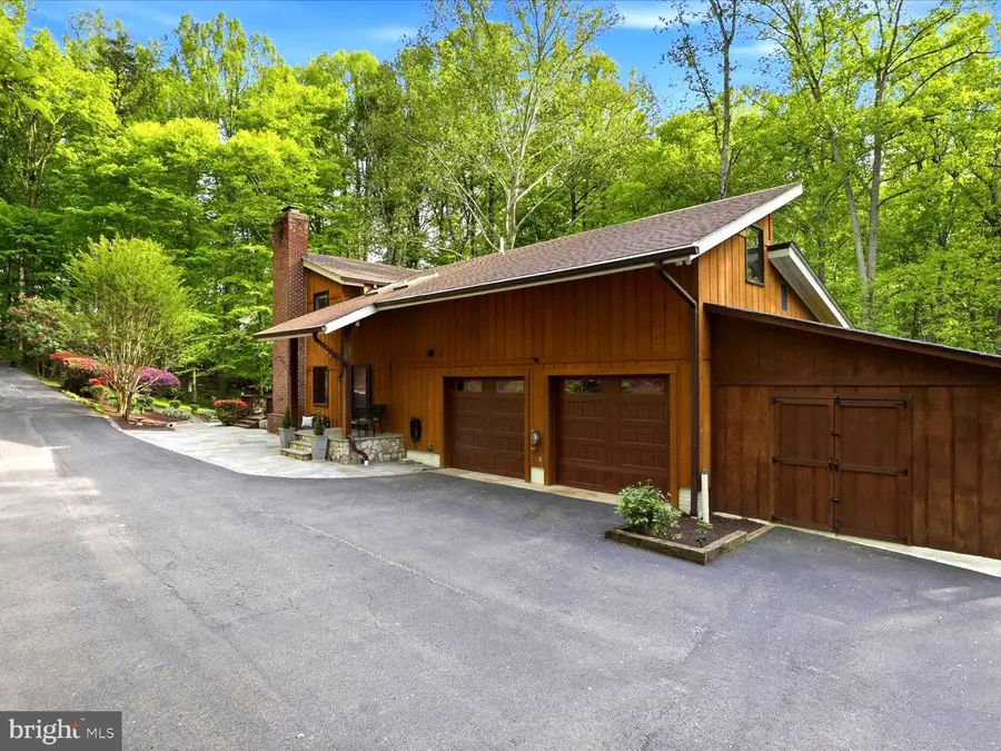 11930 Henderson Rd, Clifton, VA 20124 - #3