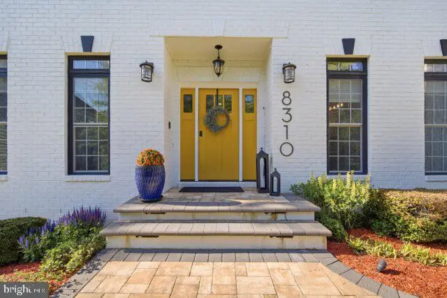 8310 Robey Ave, Annandale, VA 22003 - #2