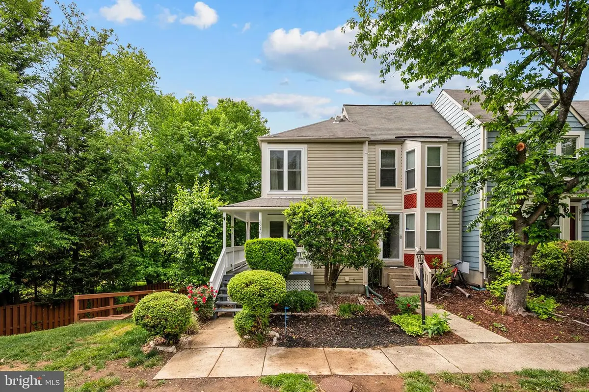 5916 St Giles Way, Alexandria, VA 22315 - #1