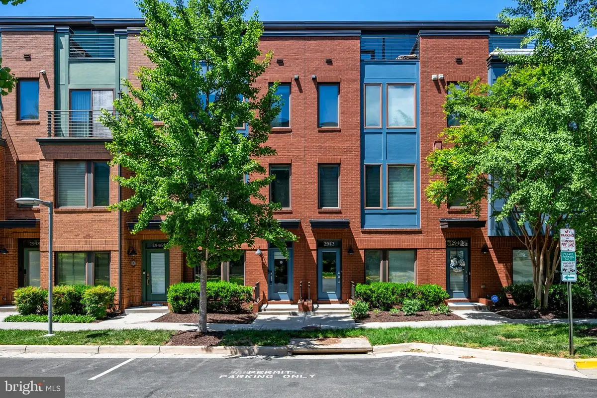 2944 Stella Blue Ln, Fairfax, VA 22031 - #1