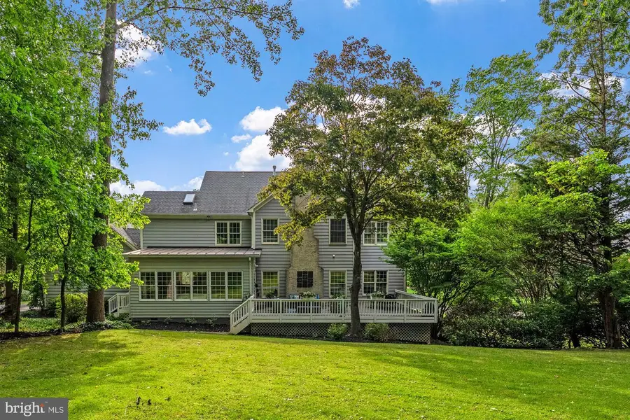 3501 Birdsboro Dr, Fairfax, VA 22033 - #2