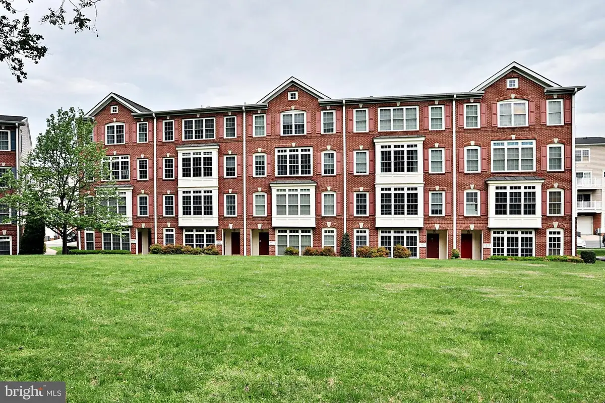 4633 Battenburg Ln #921, Fairfax, VA 22030 - #1