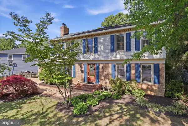 8604 Riverside Rd, ALEXANDRIA, VA 22308