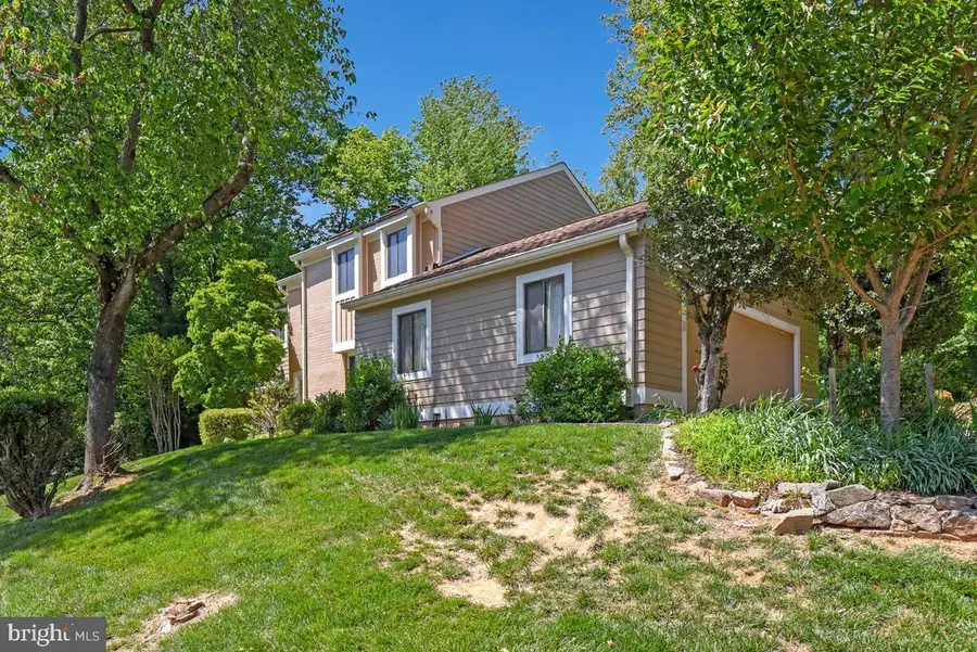 11814 Blue Spruce Rd, Reston, VA 20191 - #3