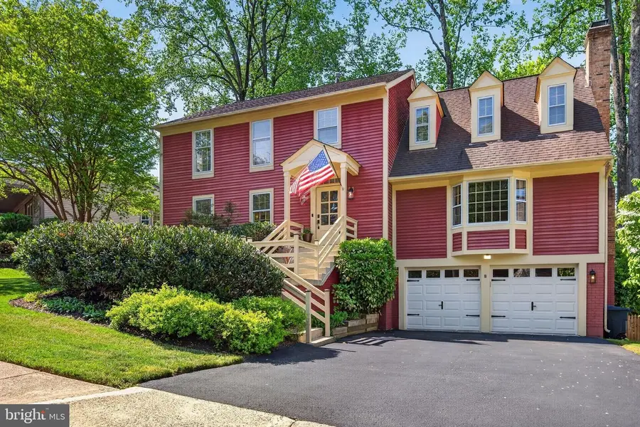 10349 Steamboat Landing Ln, Burke, VA 22015 - #2