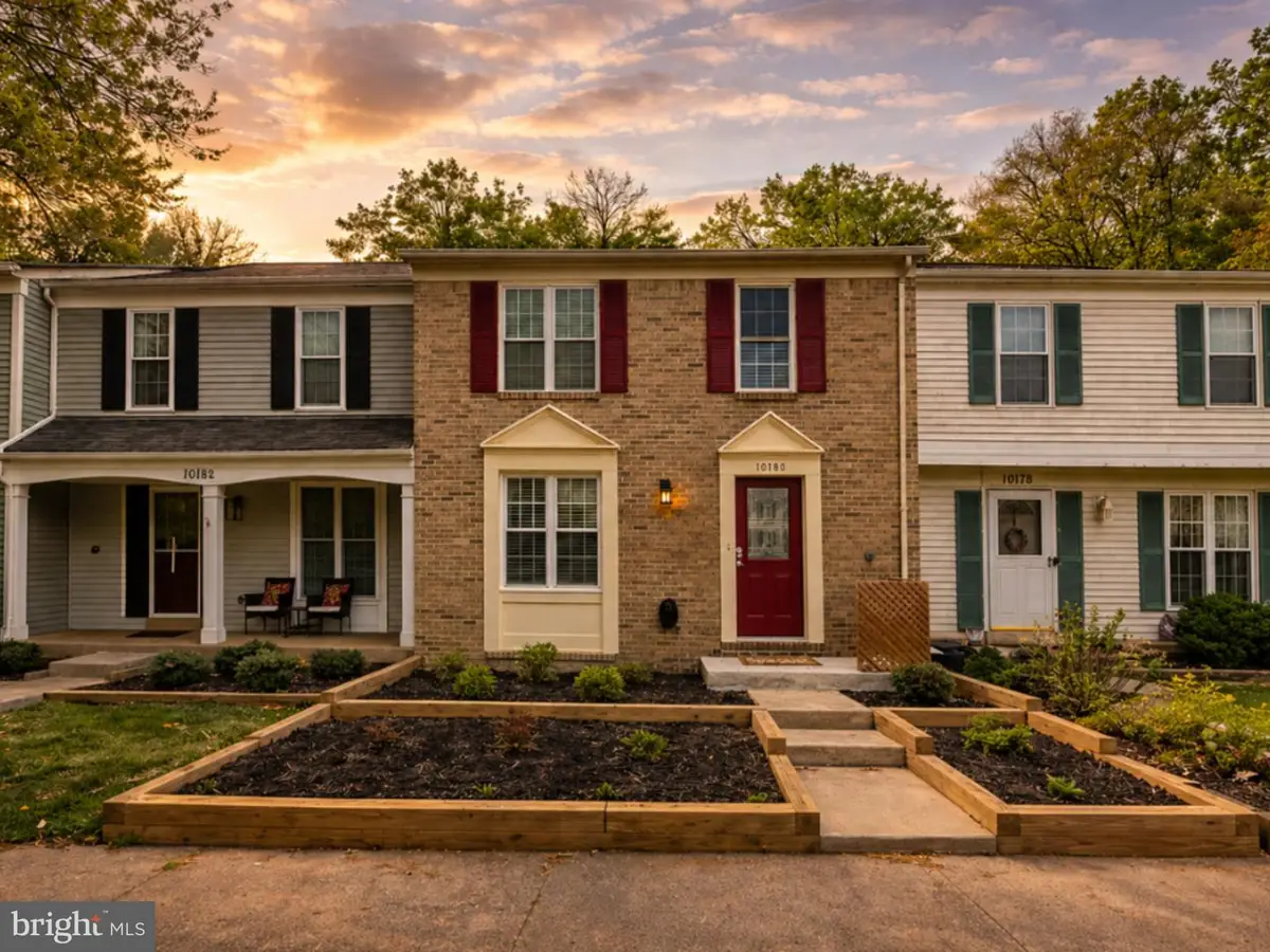 10180 Sassafras Woods Ct, Burke, VA 22015 - #1