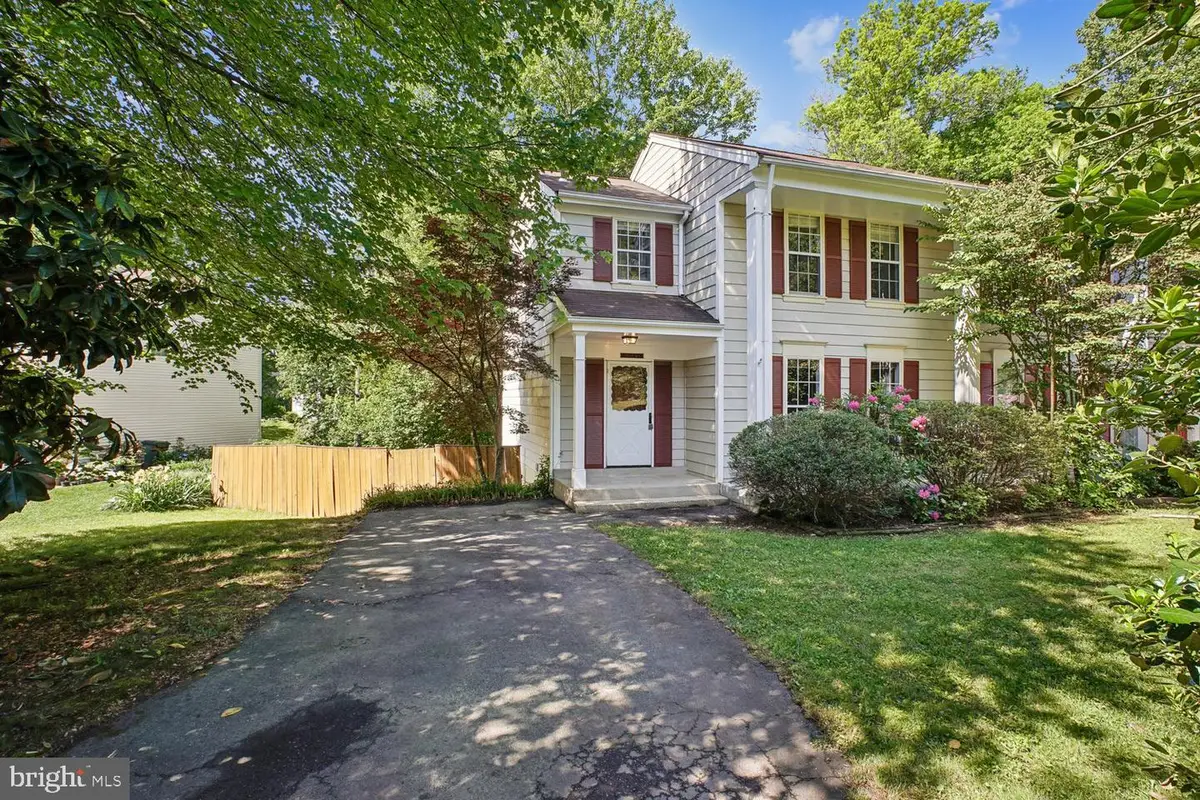 10051 Downeys Wood Ct, Burke, VA 22015 - #1