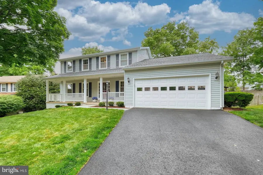 6115 Mountain Springs Ln, Clifton, VA 20124 - #2