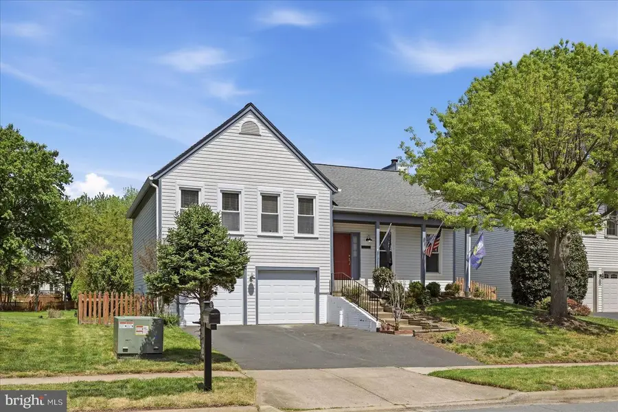 13704 Springhaven Dr, Chantilly, VA 20151 - #3