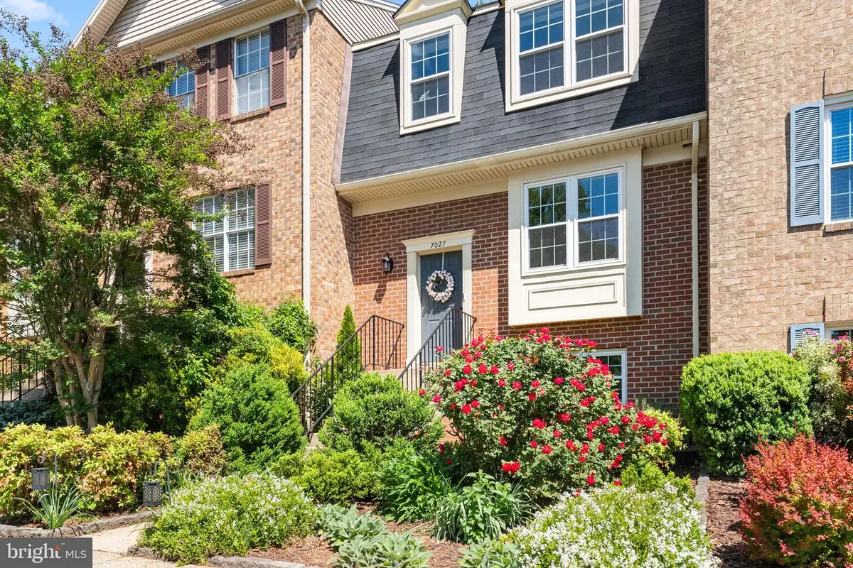 7027 Solomon Seal Ct, Springfield, VA 22152 - #1