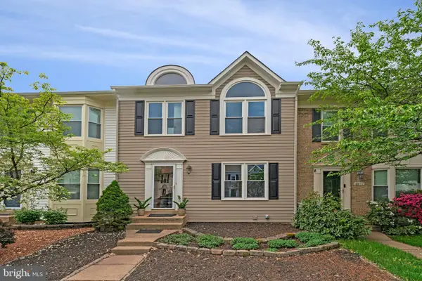 5175 Glen Meadow Dr, CENTREVILLE, VA 20120