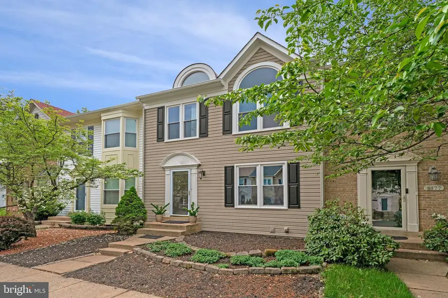 5175 Glen Meadow Dr, Centreville, VA 20120 - #2