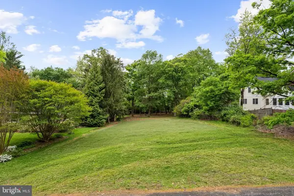 1914 Birch Rd, MCLEAN, VA 22101