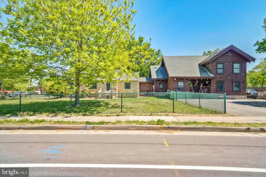 3432 Memorial St, Alexandria, VA 22306 - #2