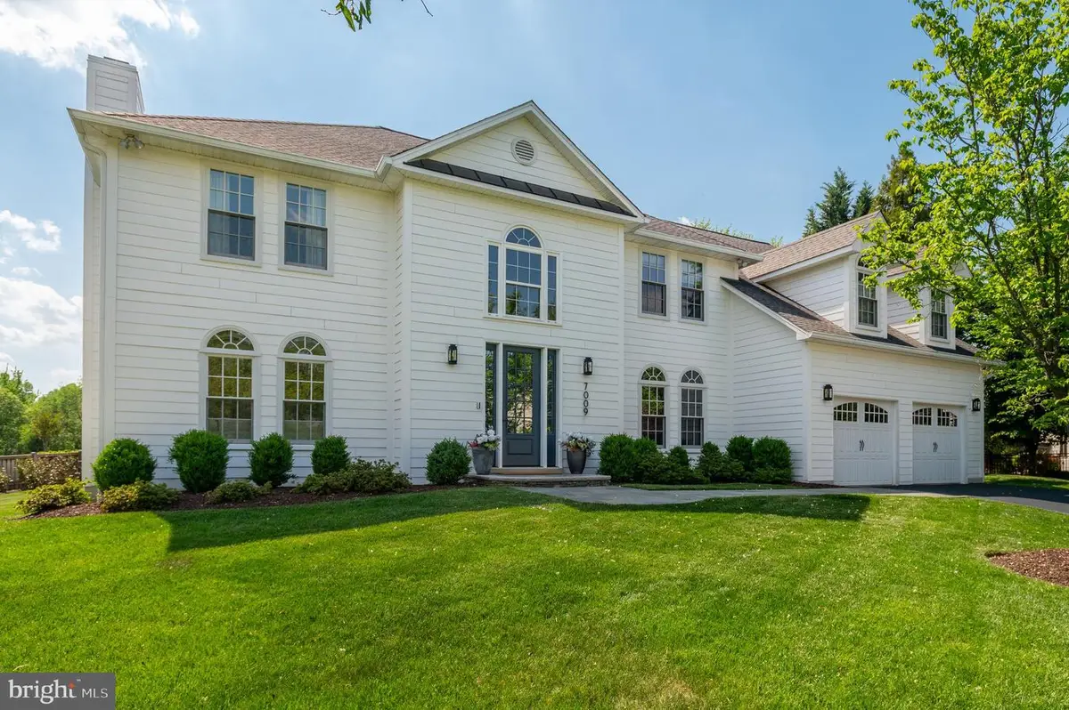 7009 Symphony Ct, McLean, VA 22101 - #1