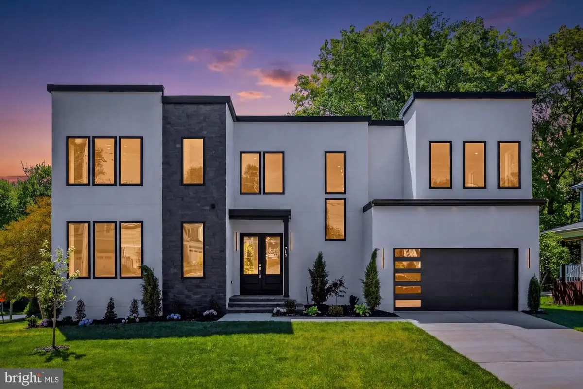 719 Meadow Ln Sw, Vienna, VA 22180 - #1