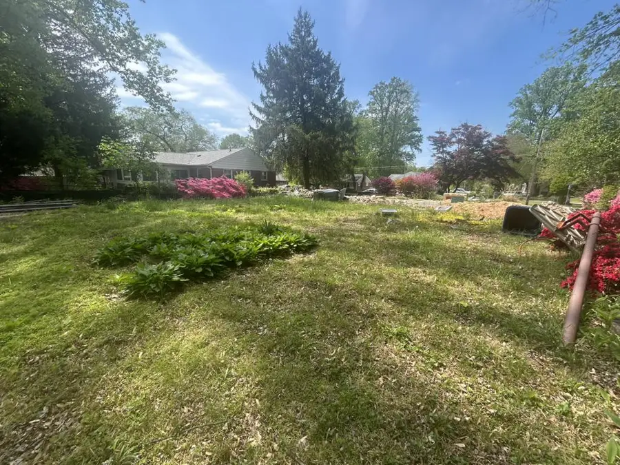 3217 Norfolk Ln, Falls Church, VA 22042 - #3
