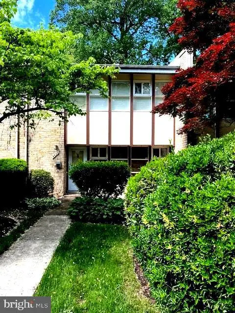 4420 Forest Glen Ct, Annandale, VA 22003 - #1