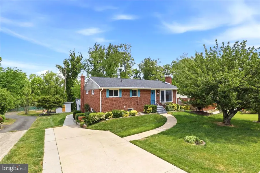 6718 Ruskin St, Springfield, VA 22150 - #3