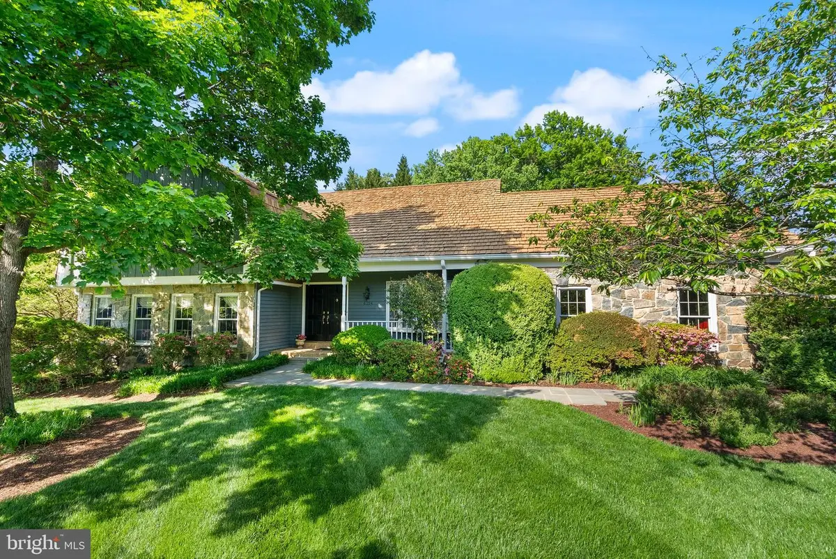 6354 Chowning Pl, McLean, VA 22101 - #1
