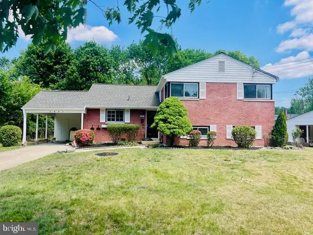 5907 Camberly Ave, Springfield, VA 22150 - #2