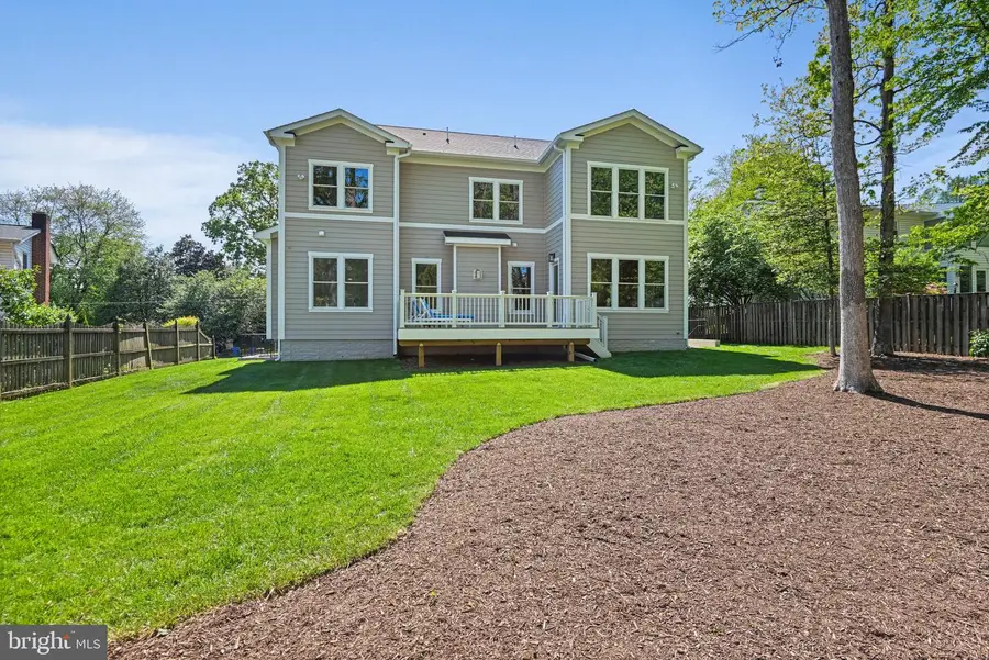 2633 Wooster Ct, Vienna, VA 22180 - #3