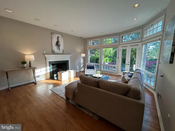 6515 Old Chesterbrook Rd, MCLEAN, VA 22101