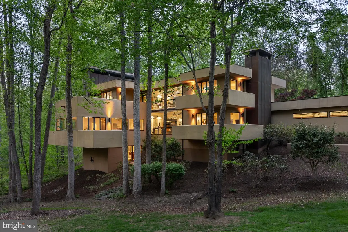 11604 Fairfax Station Rd, Fairfax Station, VA 22039 - #1