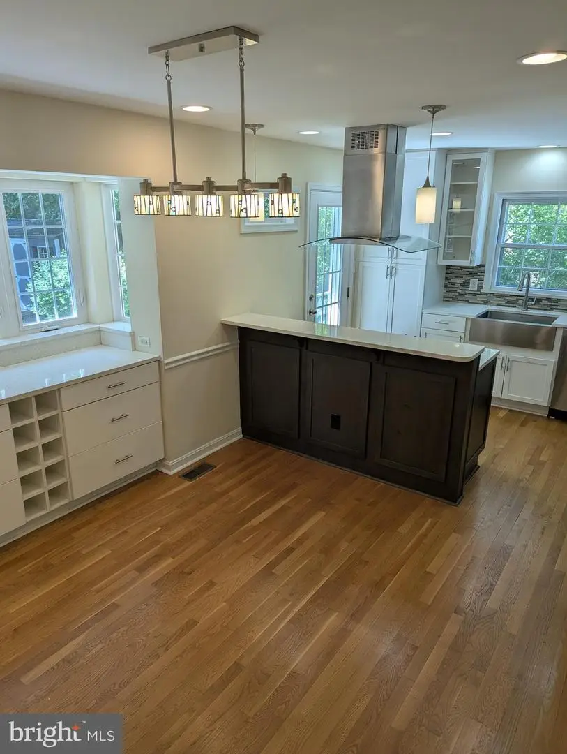 2406 Claremont Dr, Falls Church, VA 22043 - #3
