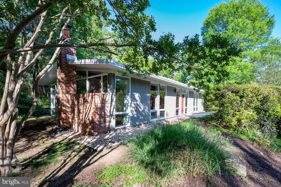 7715 Elba Rd, Alexandria, VA 22306 - #2