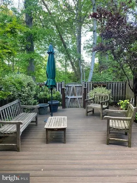 7449 Hatherleigh Ct, Alexandria, VA 22315 - #2
