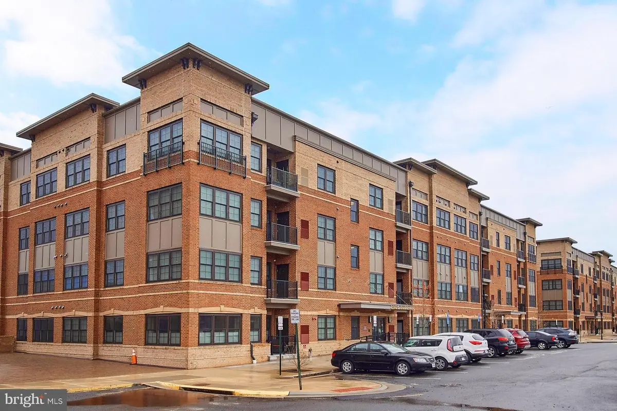 2905 Bleeker St #4-406, Fairfax, VA 22031 - #1
