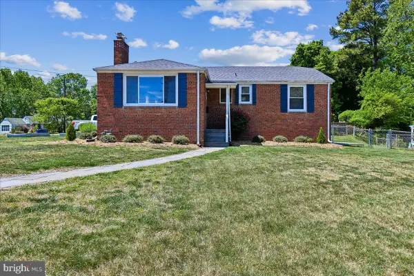 2811 School St, ALEXANDRIA, VA 22303